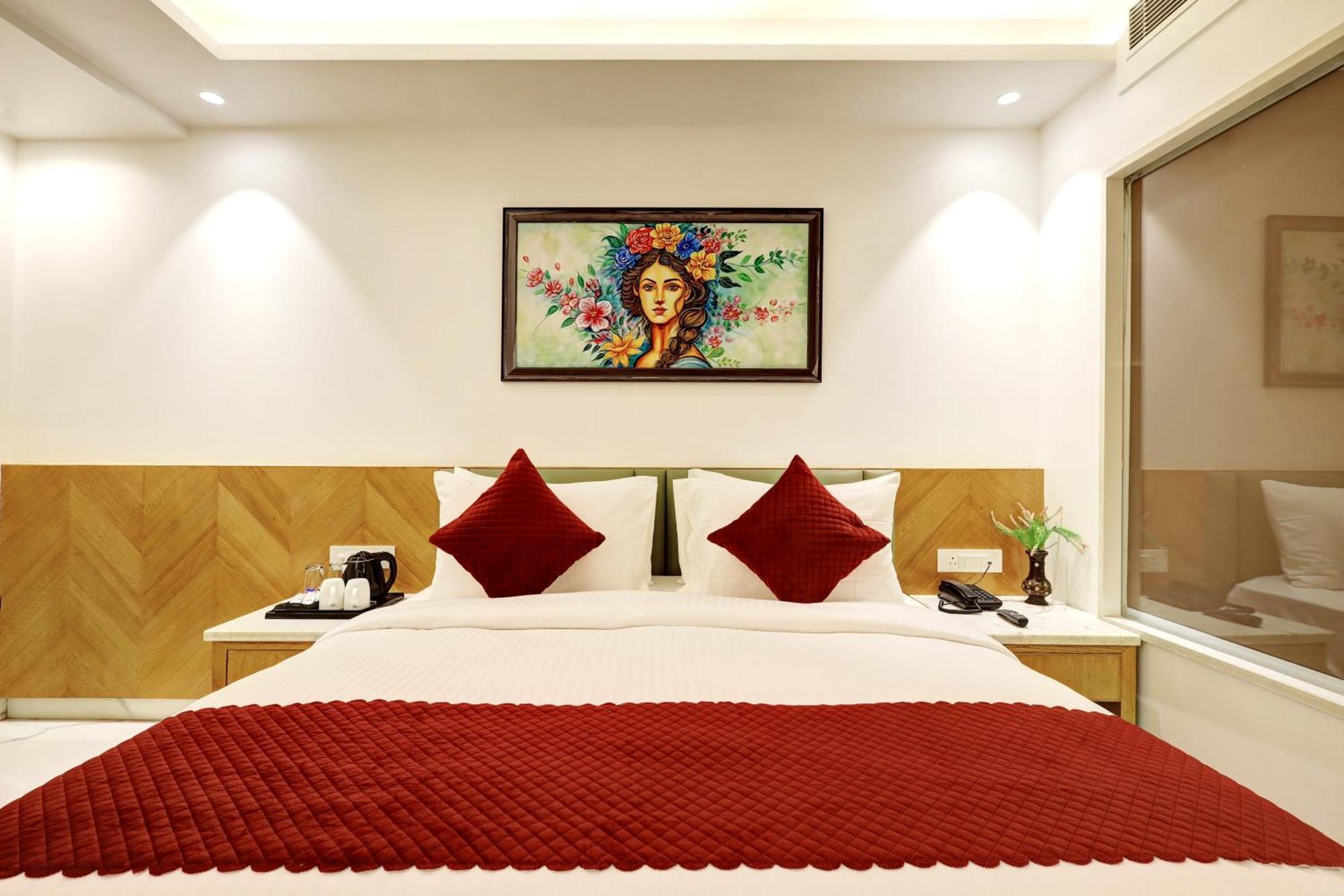 Hotel Namaste Hindustan Just A Minute Away From New Delhi Railway Station And Connaught Place Exterior foto