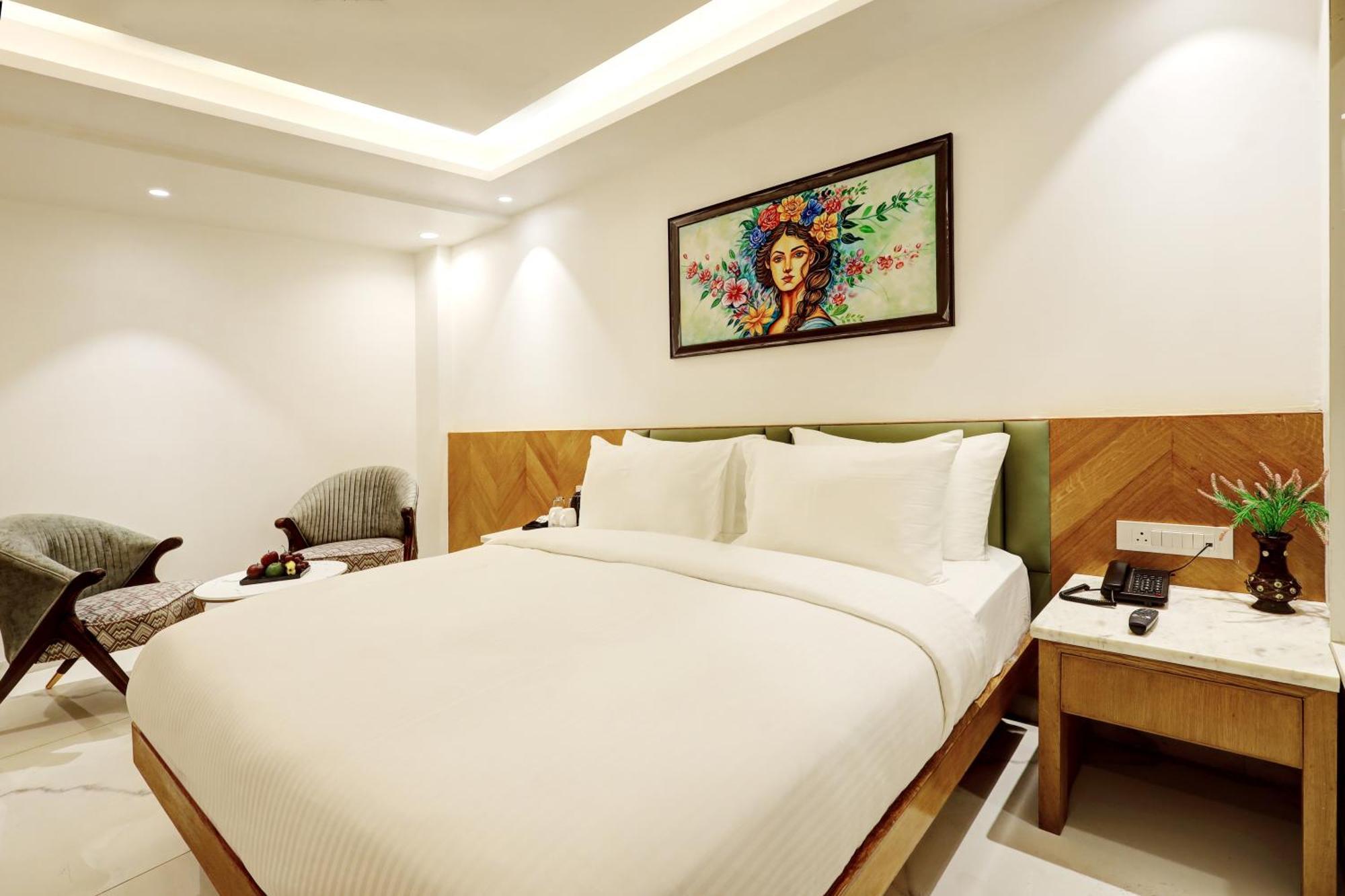 Hotel Namaste Hindustan Just A Minute Away From New Delhi Railway Station And Connaught Place Exterior foto